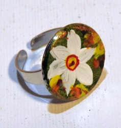 Inel handmade „Narcisă albă” – pictat manual