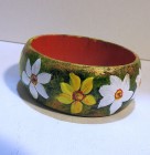 Brățară handmade din lemn „Narcise de primăvară”