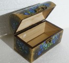 Casetă suvenir pictată cu flori de Nu-mă-uita